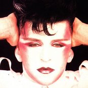 Visage - List pictures