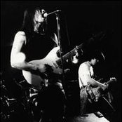 Zeni Geva - List pictures