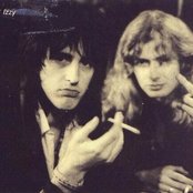 Izzy Stradlin - List pictures