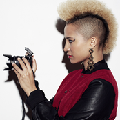 Lucy Love - List pictures