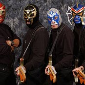 Los Straitjackets - List pictures