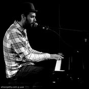 Greg Laswell - List pictures
