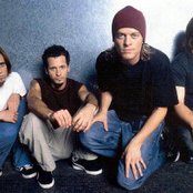 Puddle Of Mudd - List pictures