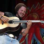 John Butler - List pictures