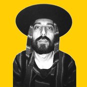 Black Yaya - List pictures