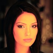 Zascha Moktan - List pictures