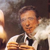 Yves Montand - List pictures