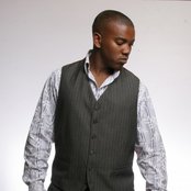 Loyiso - List pictures