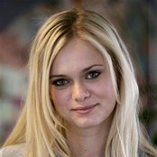 Sara Paxton - List pictures