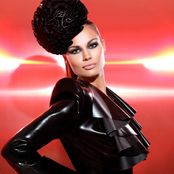 Nadia Oh - List pictures