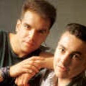 Gatos Locos - List pictures