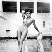 Rita Moreno - List pictures