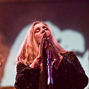 Lana Lane - List pictures