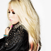 Amelia Lily - List pictures