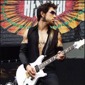 Dave Navarro - List pictures