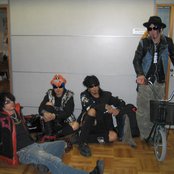 Brides Of Destruction - List pictures