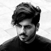 Ash Koosha - List pictures