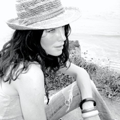 Dana Glover - List pictures