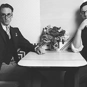 The Correspondents - List pictures