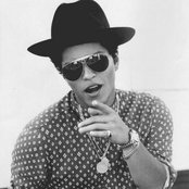 Bruno Mars - List pictures