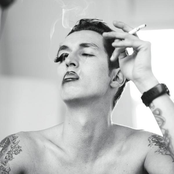 The Legendary Tiger Man - List pictures