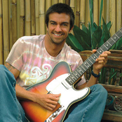 Armandinho - List pictures