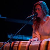 Lia Ices - List pictures