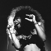 Chaka Khan - List pictures