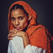 Nneka - List pictures