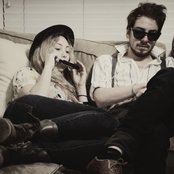 Dwntwn - List pictures