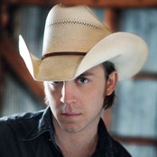Justin Moore - List pictures