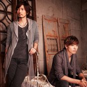 Honey L Days - List pictures