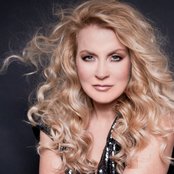 Lian Ross - List pictures