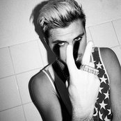 Vince Kidd - List pictures