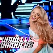 Danielle Bradbery - List pictures