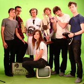 Fanfarlo - List pictures