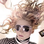 Lilu - List pictures