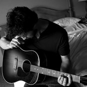 Amos Lee - List pictures