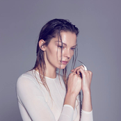 Rosie Lowe - List pictures