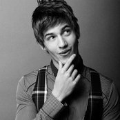 Asher Monroe - List pictures