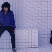 Joe Lamont - List pictures