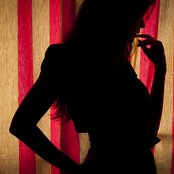 Emilie Simon - List pictures