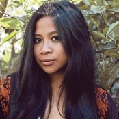 Zee Avi - List pictures