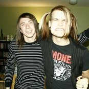 Secret & Whisper - List pictures