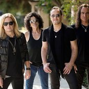 Last In Line - List pictures