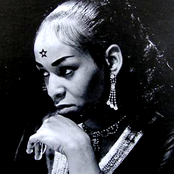 Linda Jones - List pictures