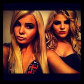 Destinee & Paris - List pictures