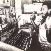 Lee "scratch" Perry - List pictures