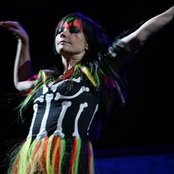Björk - List pictures