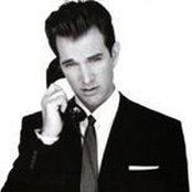 Chris Isaak - List pictures